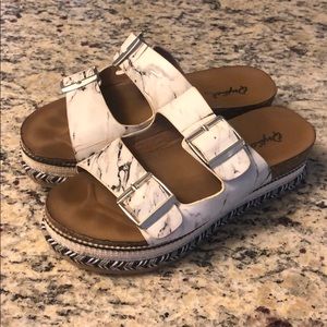 Qupid Platform Sandals 6